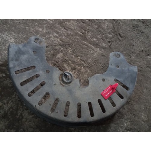 Пыльник тормозного диска Volvo (014)-1