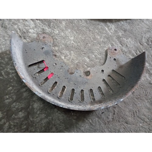 Пыльник тормозного диска Volvo (021)