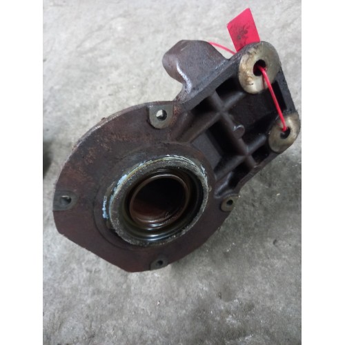 Корпус (фланец) первичного вала КПП Scania (345)-2