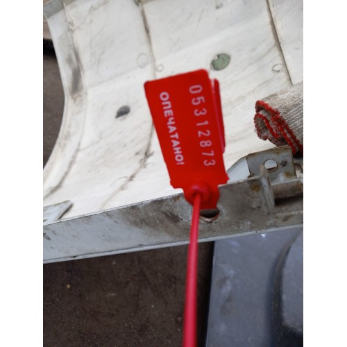 Угол кабины Renault Magnum Mack500 133575 (873) с дефектом-1