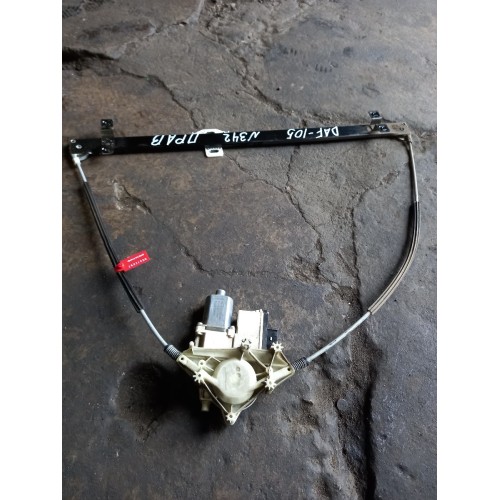 Стеклоподъемник DAF 105 896380 в сборе RH (697)