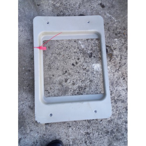 Накладка на люк Renault Premium 037929 (959)