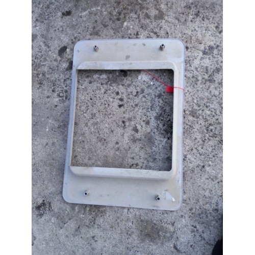 Накладка на люк Renault Premium 037929 (959)-1