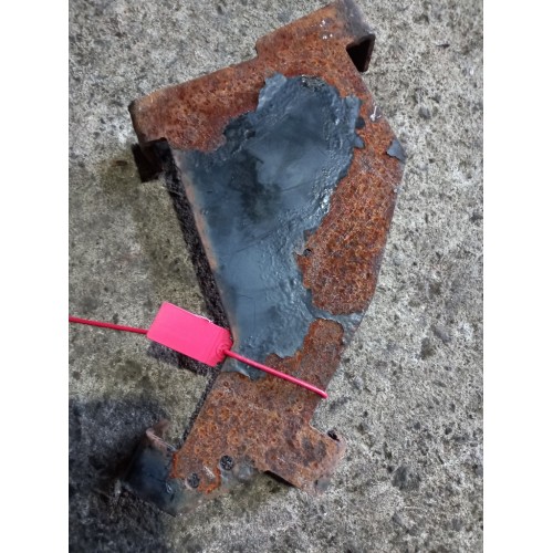 Кронштейн солнцезащитного козырька Renault MACK (260)*-3