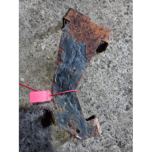 Кронштейн солнцезащитного козырька Renault MACK (260)*-8