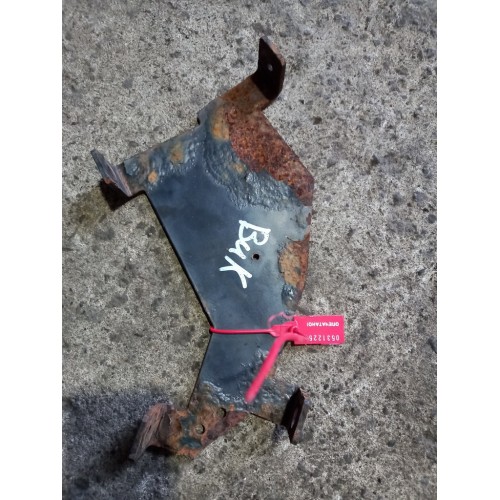 Кронштейн солнцезащитного козырька Renault MACK (260)*-7