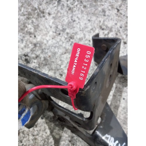 Кронштейн переднего амортизатора кабины Renault Magnum MACK RH (169)-2