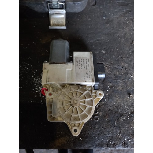 Моторчик стеклоподъемника MAN TGS 025376 LH (637)