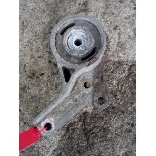 Кронштейн интеркулера Scania P340 626313 RH (285)-1