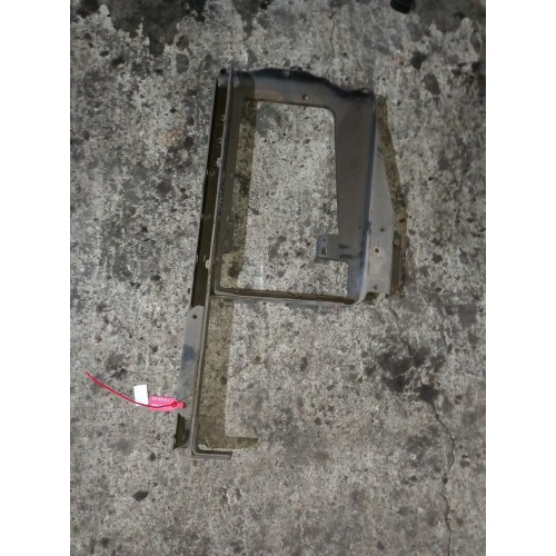 Кронштейн фары Renault Magnum MACK R (464)