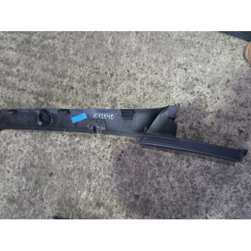 Накладка на стойку лобового стекла MAN TGX 012040 внутренняя RH (185)-2