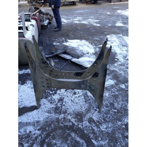 Траверса MAN TGS 025665 центральная (276)-4