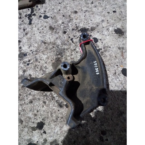 Кронштейн компрессора кондиционера Renault Premium DCI (121)-1