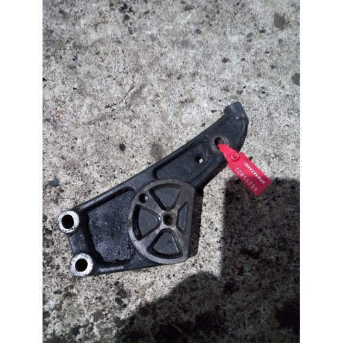 Кронштейн ролика Volvo D13/Renault DXI 13 (022)