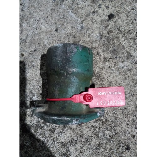 Фланец системы охлаждения Volvo (057)-2