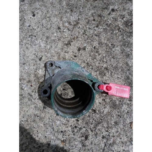 Фланец системы охлаждения Volvo (521)