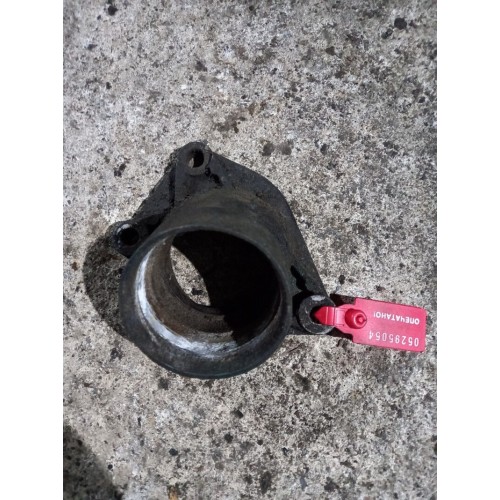 Фланец системы охлаждения Volvo (054)