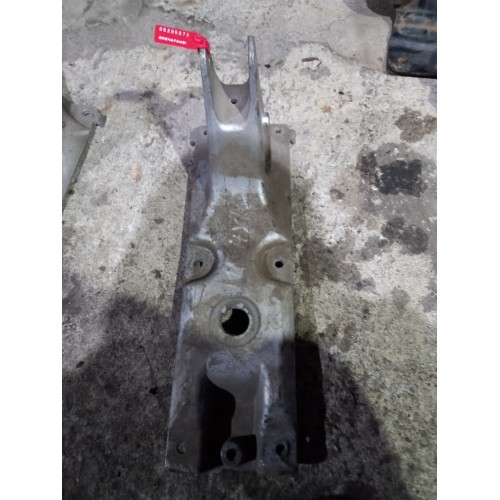 Кронштейн кабины Renault Magnum задний (073)