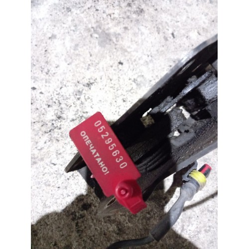 Замок кабины DAF 105 XF 460 914776 RH (630)-1