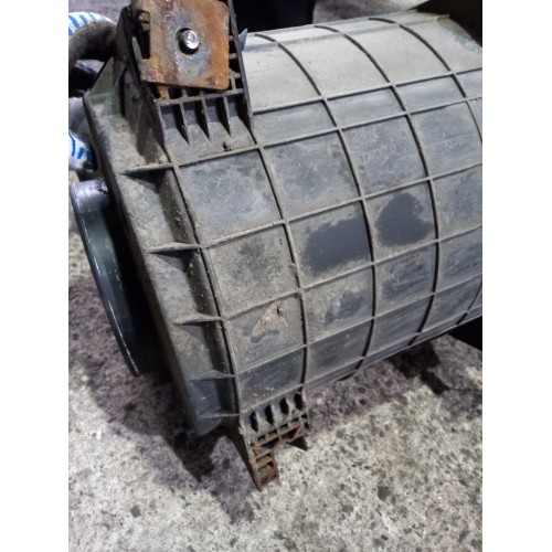 Корпус воздушного фильтра Scania R420 139094 деф. (644)-1