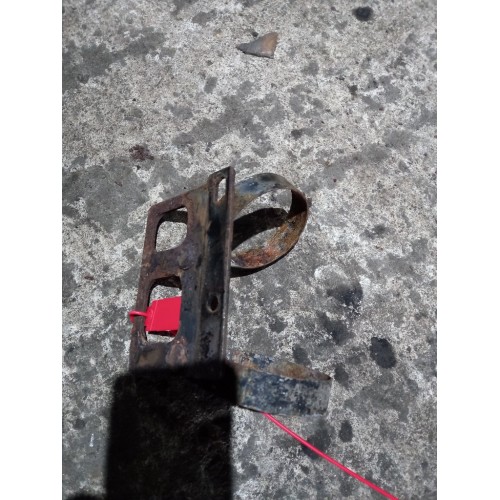 Кронштейн осушителя кондиционера DAF 105 460 864727 (662)-2