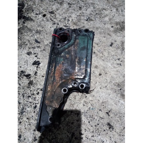 Крышка плиты двигателя (задняя верхняя) Volvo D12A (840)