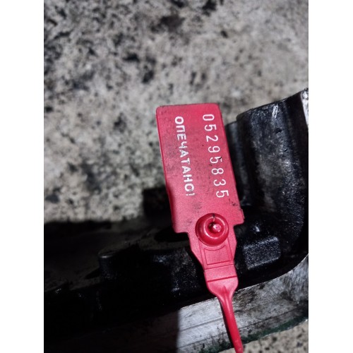 Крышка плиты двигателя (задняя верхняя) Volvo D12A (835)-2