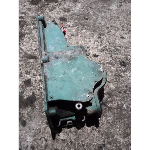 Крышка плиты двигателя (задняя верхняя) Volvo D13A/D13C (821)-1