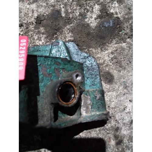 Крышка плиты двигателя (задняя верхняя) Volvo D13A/D13C (909)-2