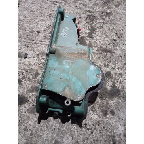 Крышка плиты двигателя (задняя верхняя) Volvo D13A/D13C (908)-1