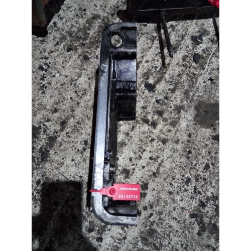 Крышка плиты двигателя (задняя верхняя) Volvo D12A (796)-1