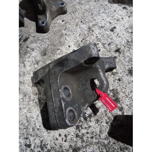Кронштейн двигателя Volvo D13A/Renault Magnum DXI 13 LH (788)-3