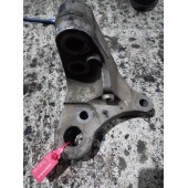 Кронштейн двигателя Volvo D13A/Renault Magnum DXI 13 RH (827)