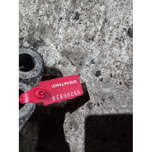 Кронштейн двигателя Volvo D12А RH (829)-3