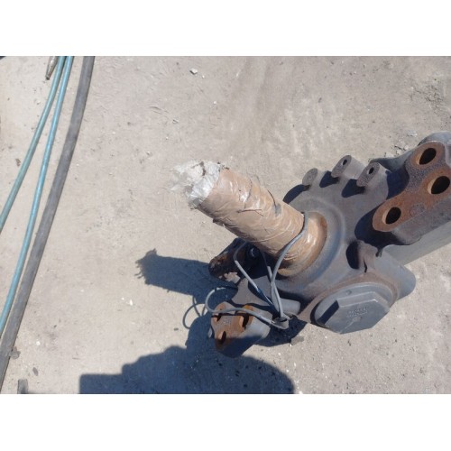 Балка передняя Renault T-Seria в сборе с цапфами d68 (929)-2