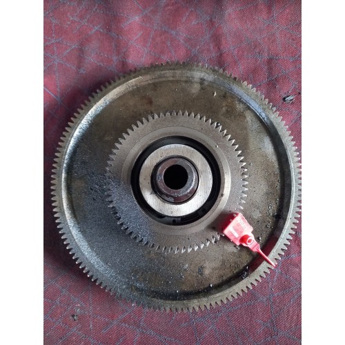 Шестерня промежуточная Scania (413)