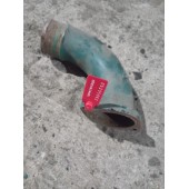 Патрубок охлаждения термостата Volvo D12A (962)