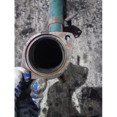 Патрубок помпы Volvo D13A/D13C (950)-1