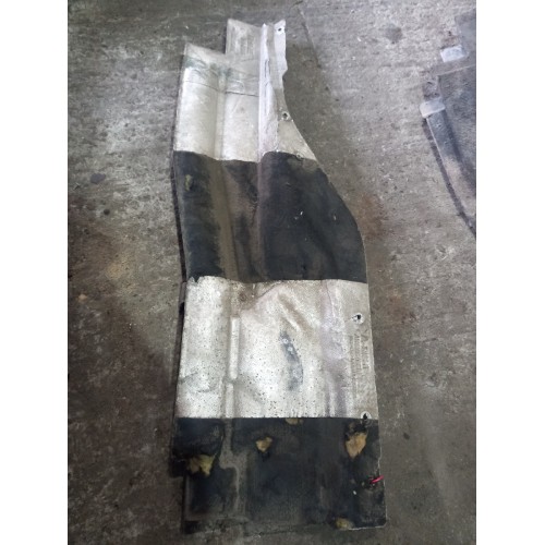 Пыльник двигателя DAF 85 CF с кабины (823) -2