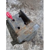 Отбойник задний с кронштейном (низкая рама) Volvo FH (884)