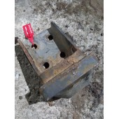 Отбойник задний с кронштейном (низкая рама) Volvo FH (885)