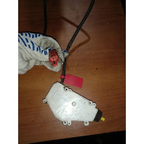 Доводчик замка двери Scania 4-5 (052)-2