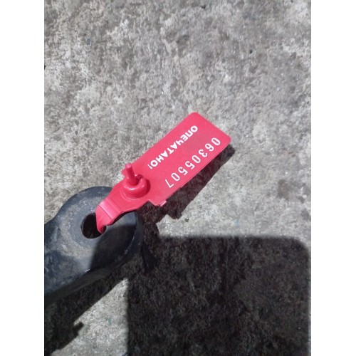 Поводок дворников Volvo (507)-1