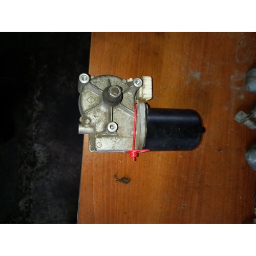 Моторчик стеклоочистителя Mercedes (046)