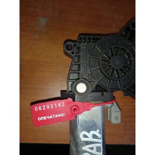 Моторчик стеклоподъемника Mercedes RH (142)-1