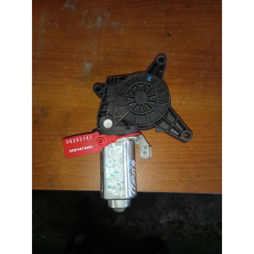 Моторчик стеклоподъемника Mercedes RH (141)