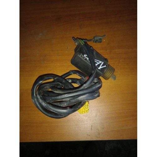 Доводчик замка двери Mercedes (123)-2