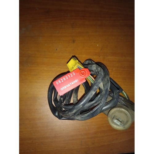 Доводчик замка двери Mercedes (123)-1