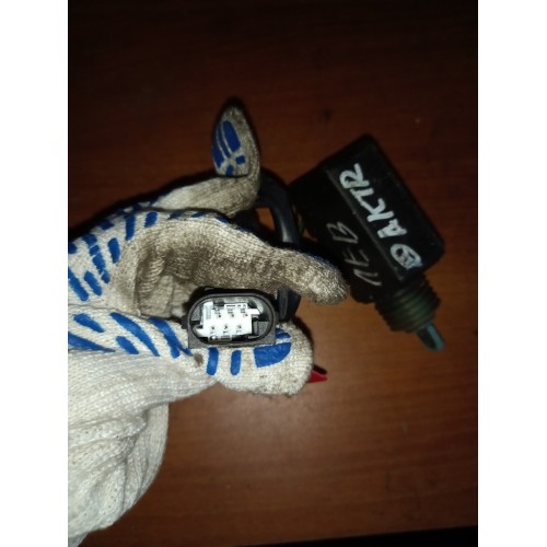 Доводчик замка двери Mercedes (124)-2