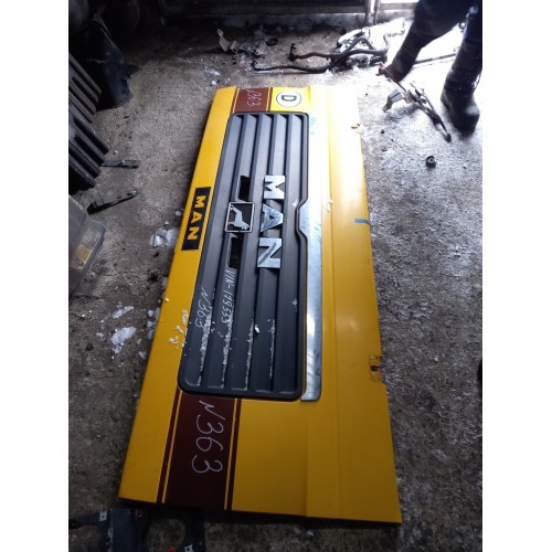 Капот MAN TGA 179559 ш.к. в сборе с замком (558)